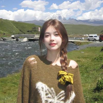 彩凤云裳